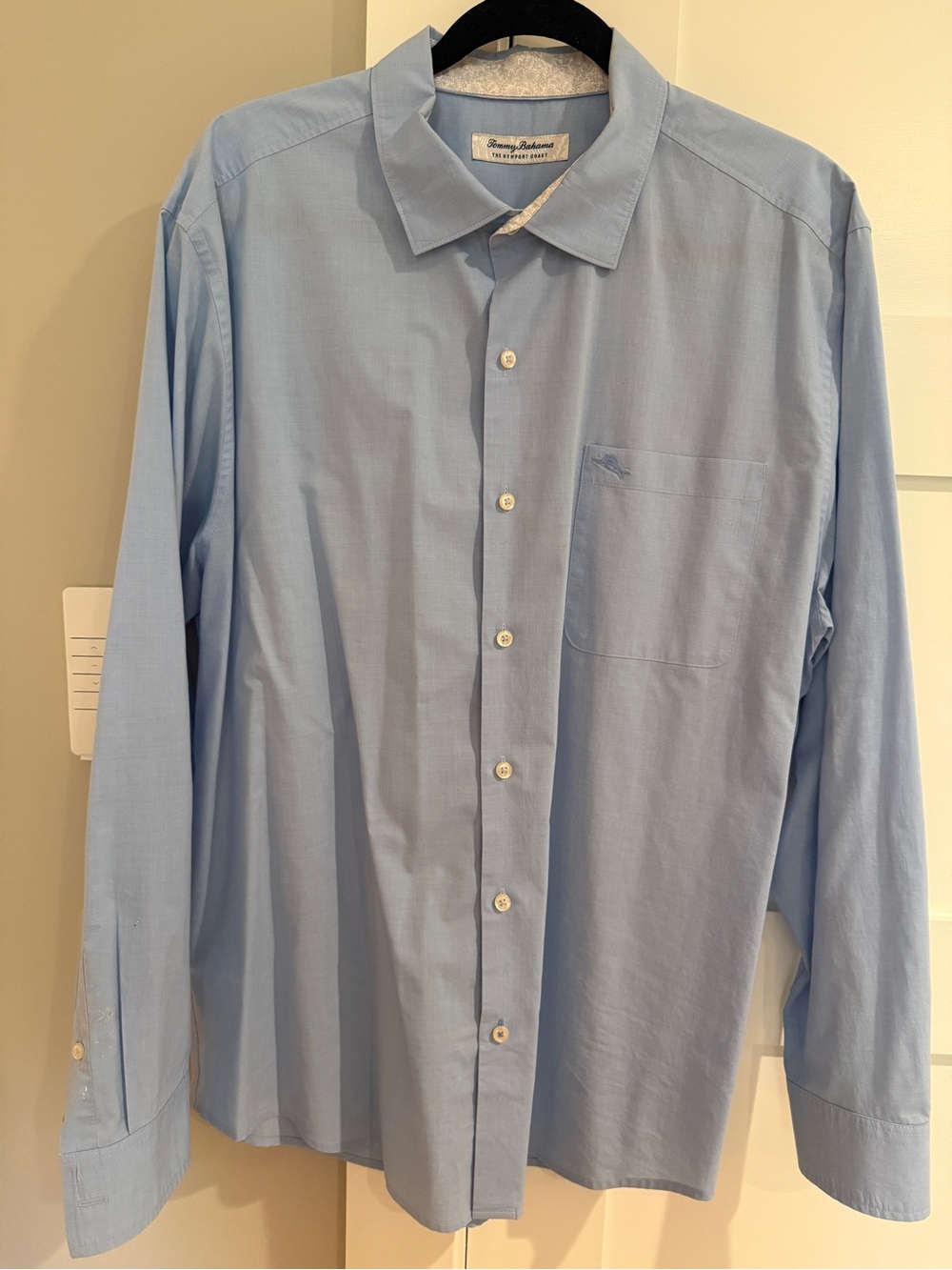 Tommy Bahama Light Blue Long-Sleeve Button Down Shirt